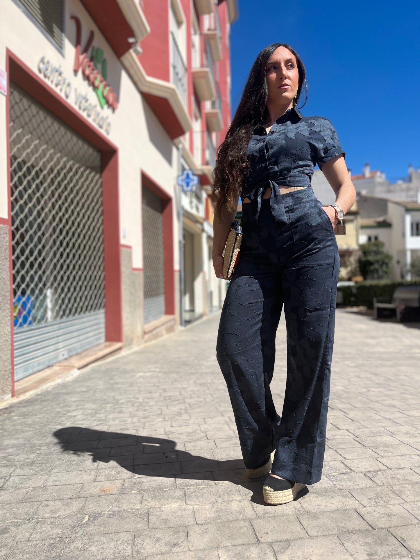 CONJUNTO TIFFOSI OPERA MARINO CON ESTAMPADO FLORES BORDADAS