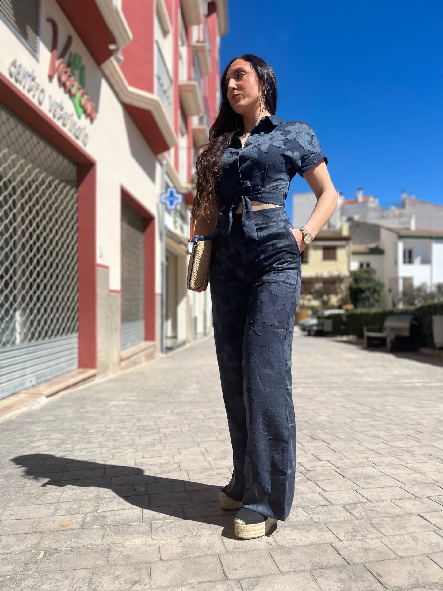 CONJUNTO TIFFOSI OPERA MARINO CON ESTAMPADO FLORES BORDADAS