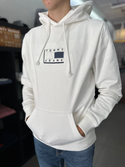 SUDADERA TOMMY JEANS BLANCA CON CAPUCHA LOGO BORDADO AZUL