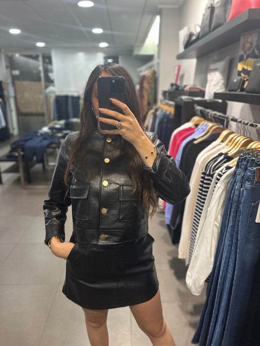 CONJUNTO TIFFOSI FALDA PANTALÓN Y CHAQUETA EFECTO COCODRILO NEGRO