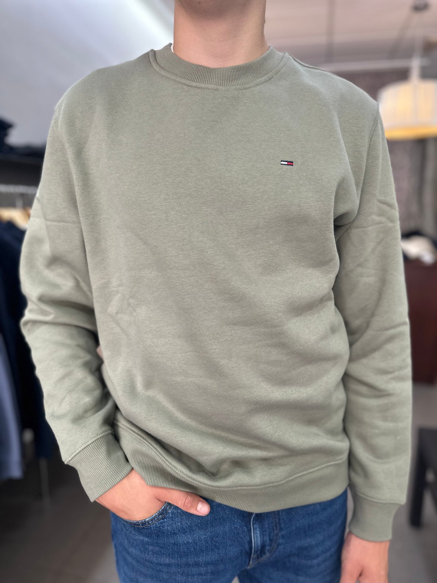SUDADERA TOMMY JEANS VERDE BÁSICA