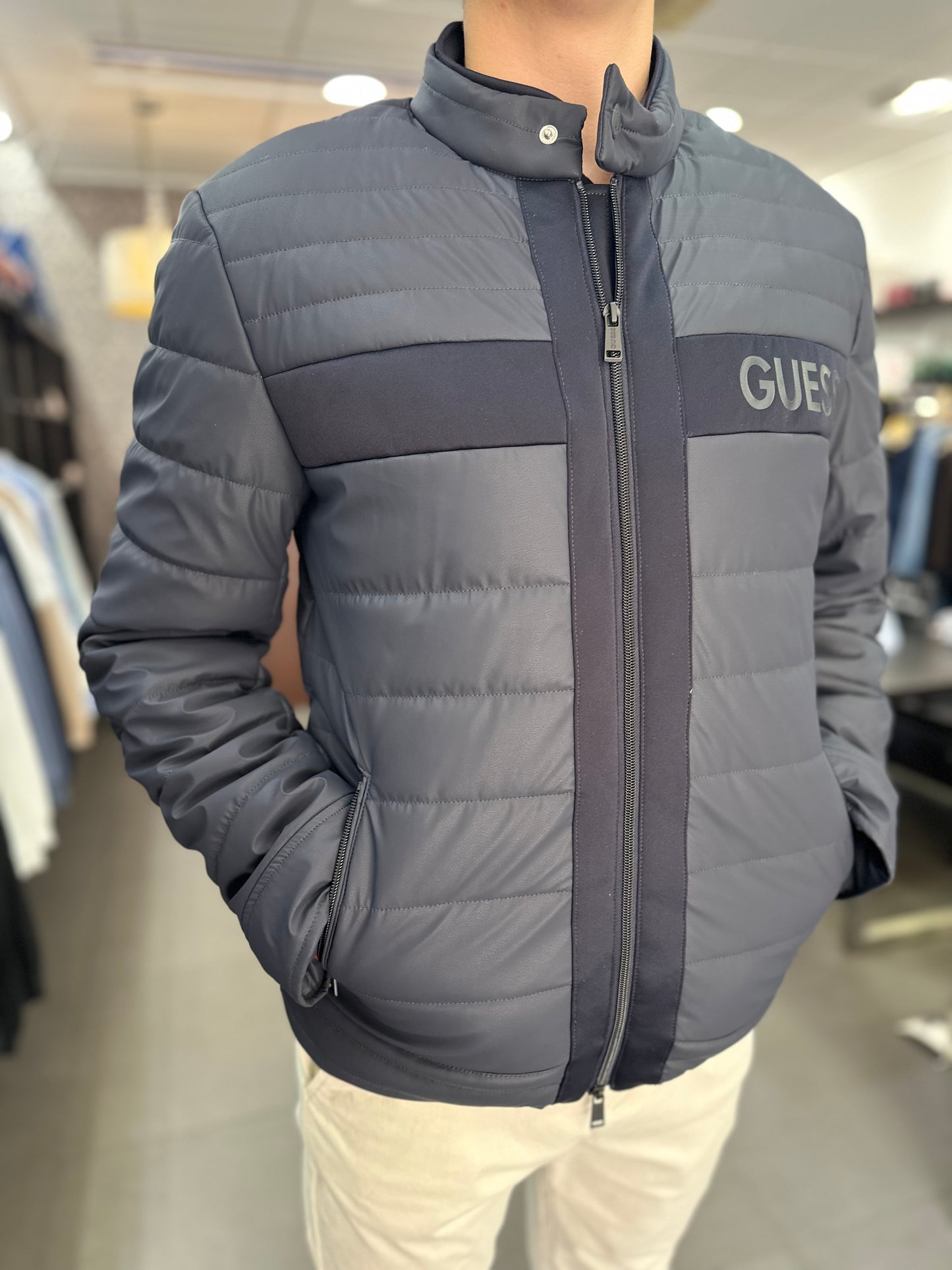 CHAQUETA GUESS AZUL MARINA HOMBRE