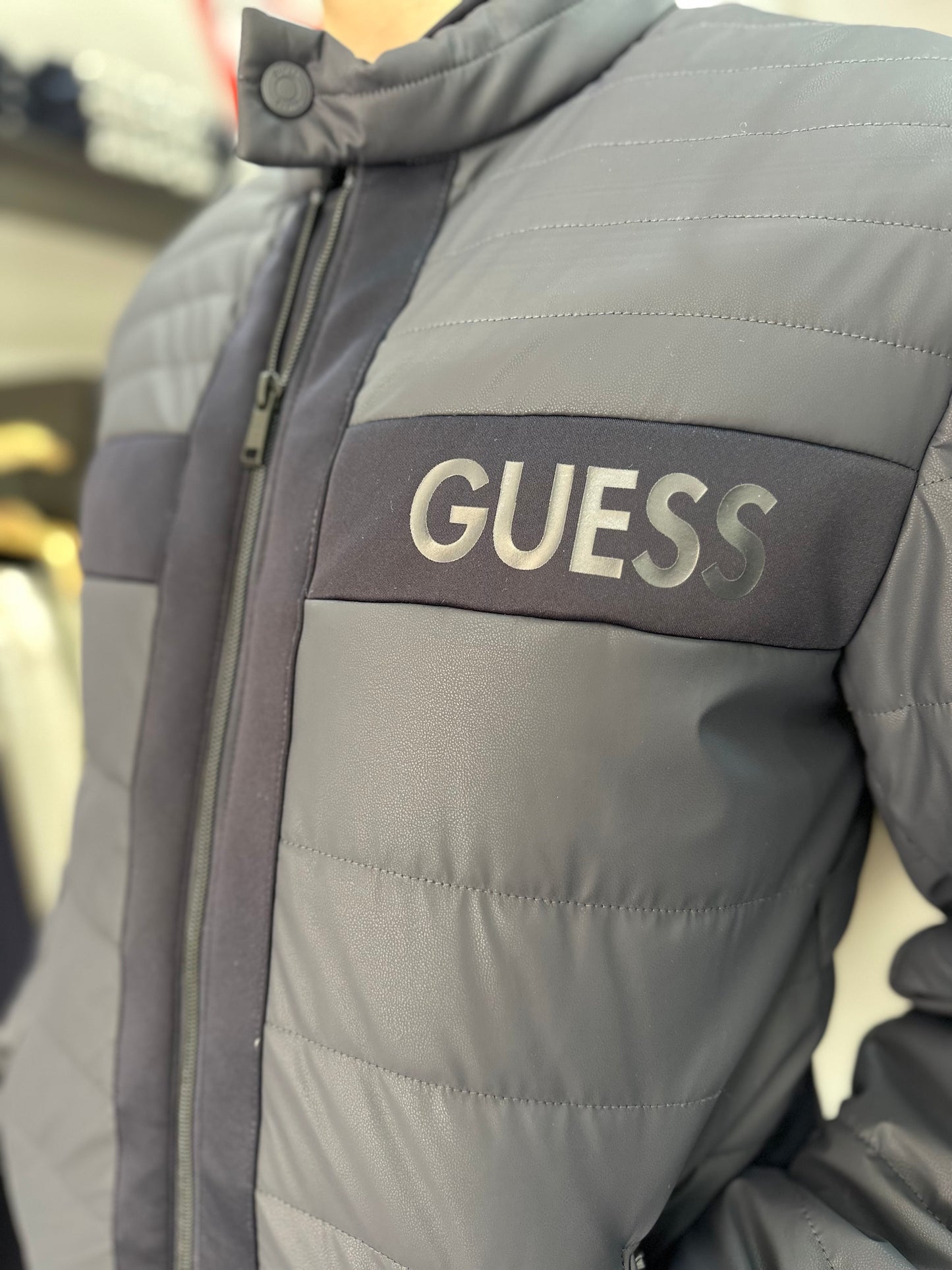 CHAQUETA GUESS AZUL MARINA HOMBRE