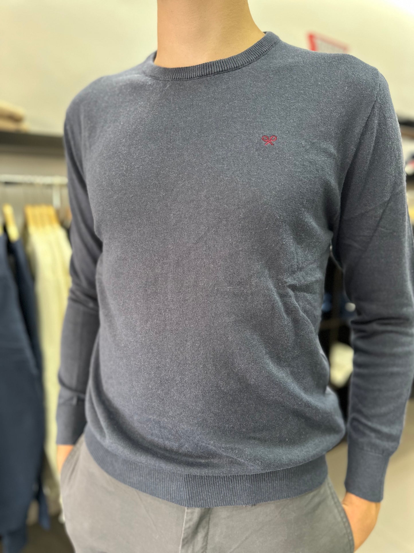 JERSEY SILBON AZUL MARINO LOGO BURDEOS