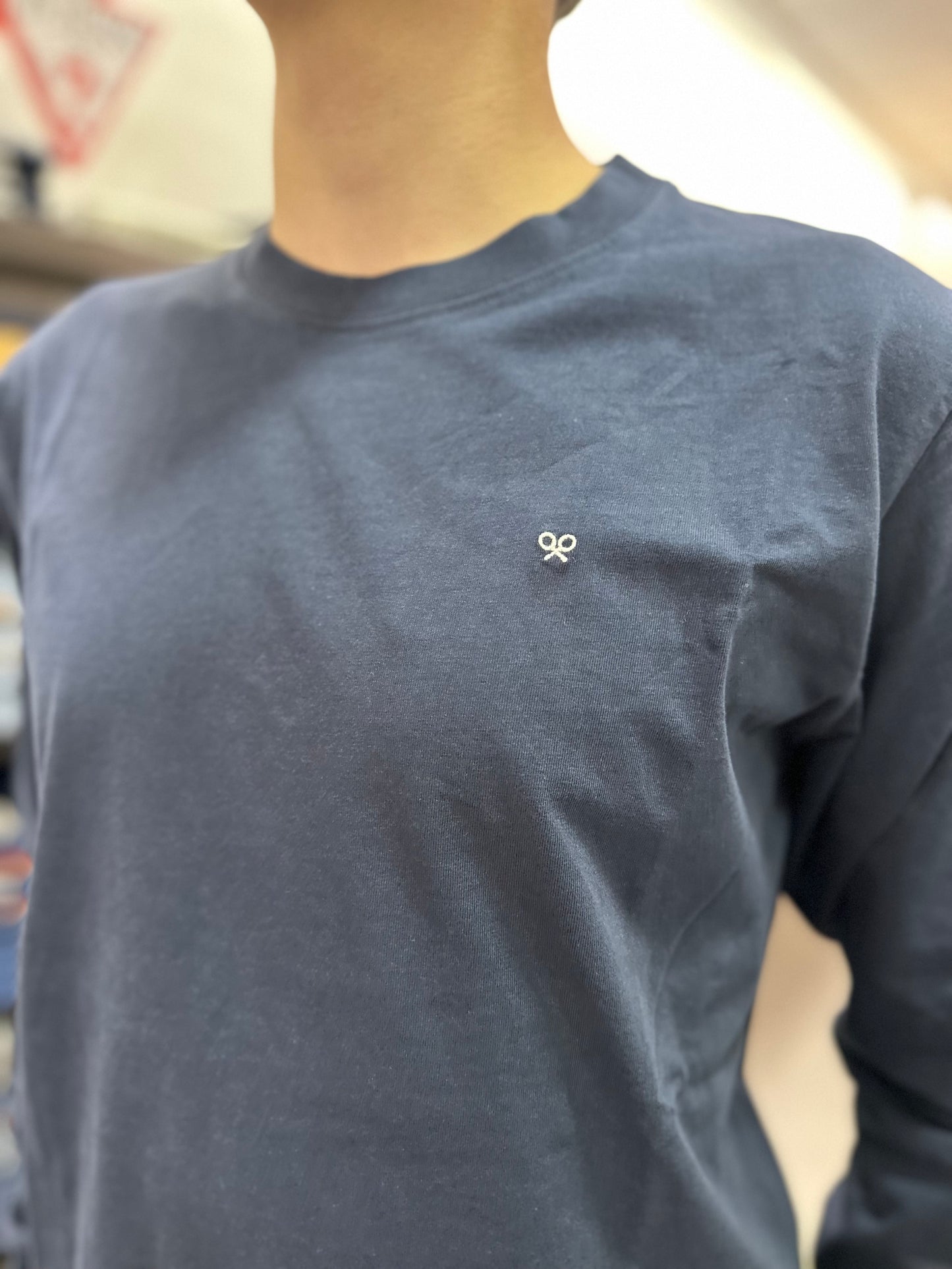 CAMISETA SILBON MANGA LARGA AZUL MARINA BASICA