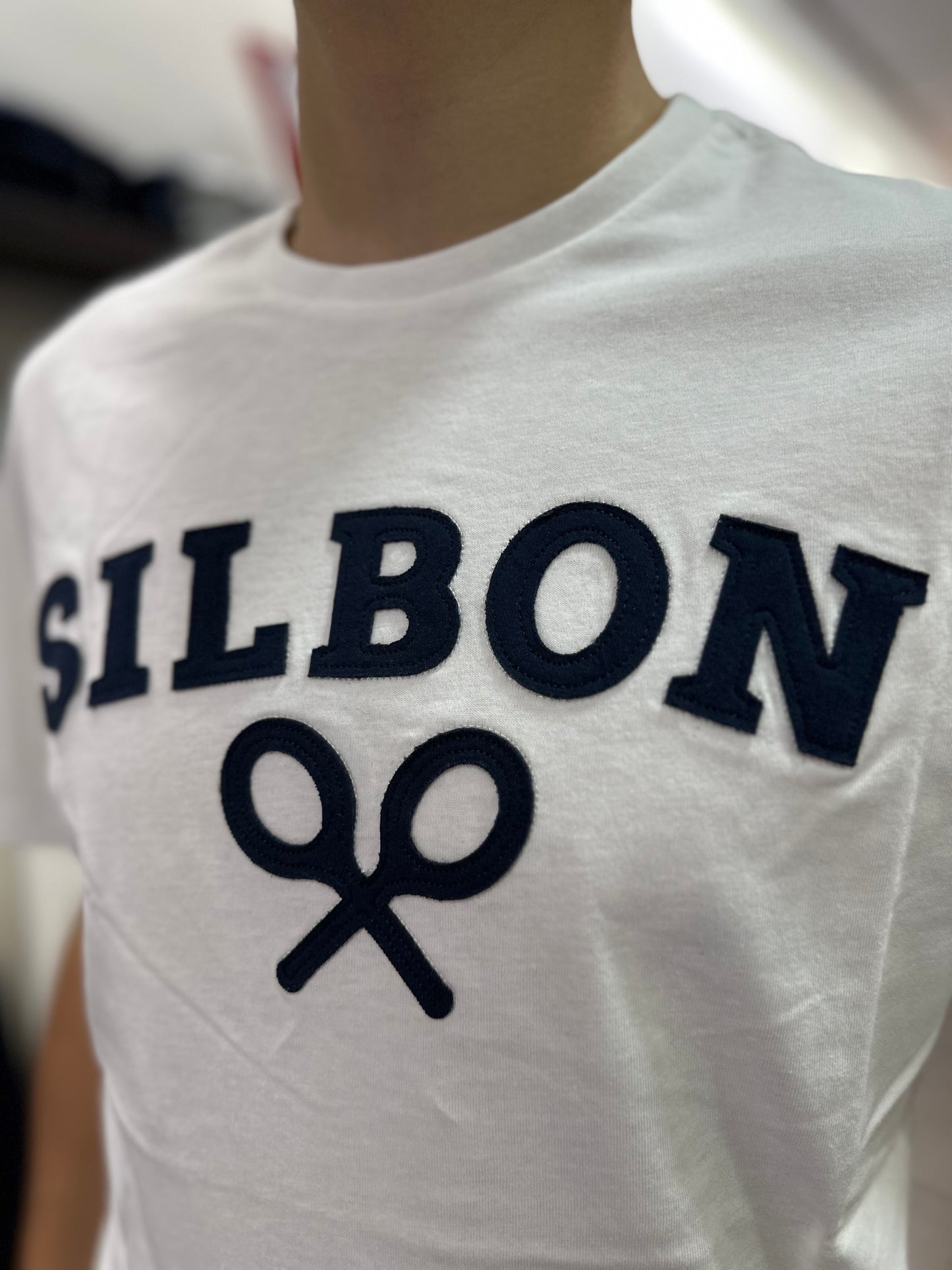 CAMISETA SILBON BLANCA LOGO GRANDE BORDADO