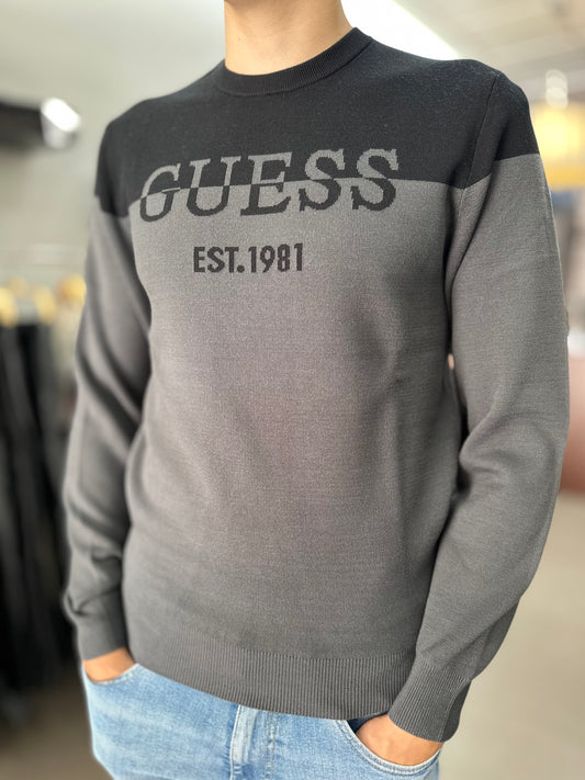 JERSEY GUESS GRIS Y NEGRO