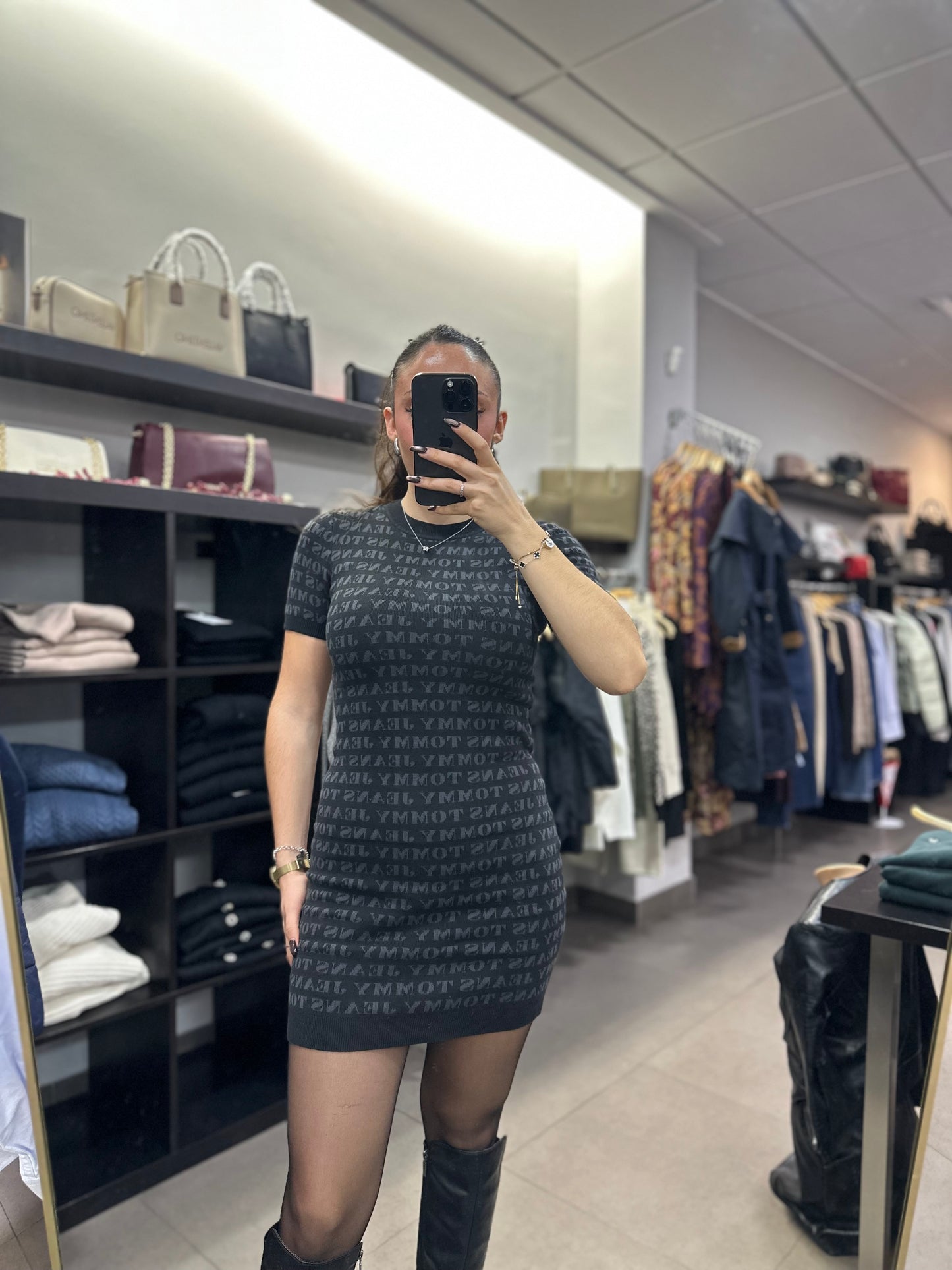 VESTIDO TOMMY JEANS PUNTO ESTAMPADO ALL OVER