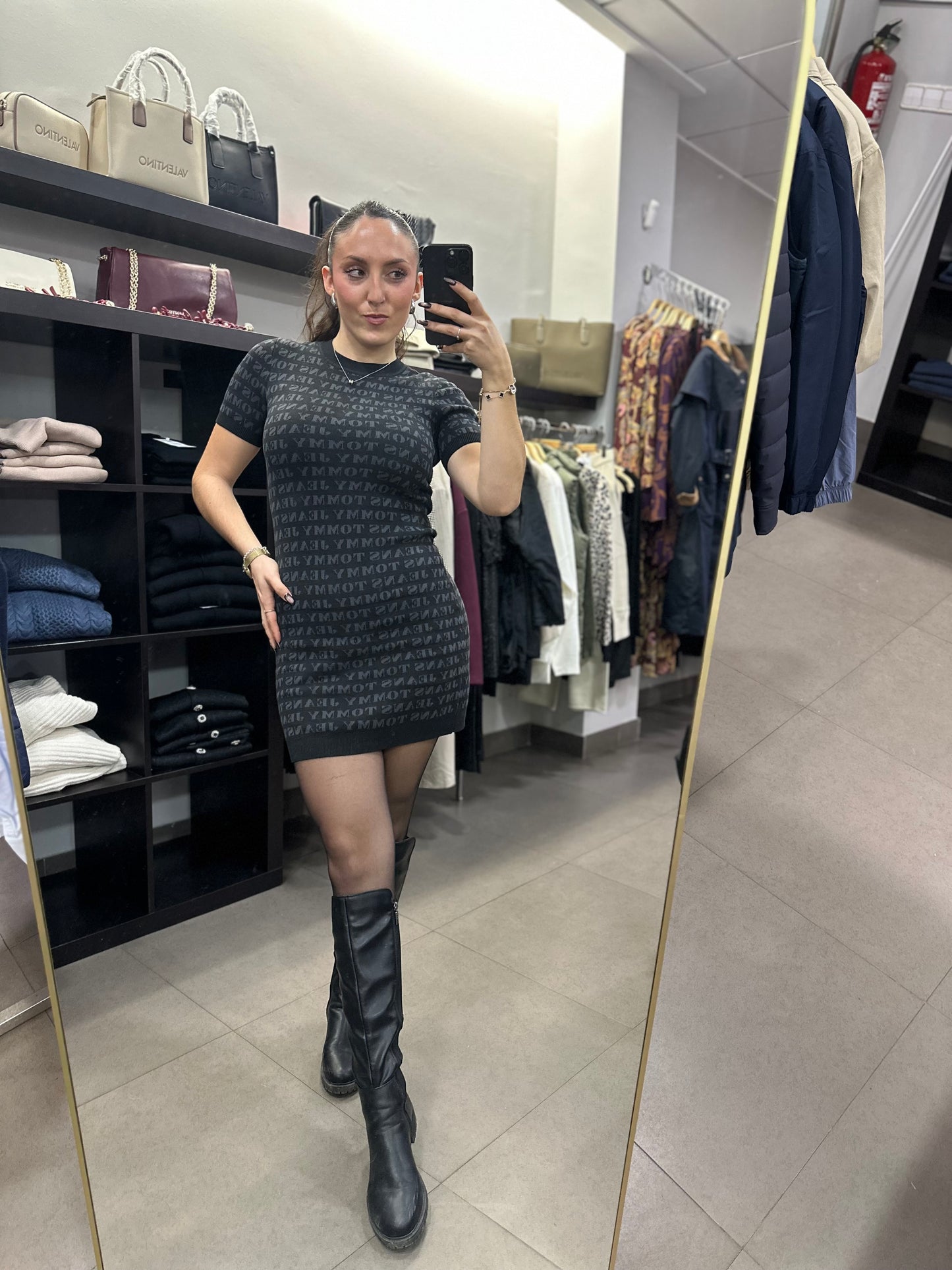 VESTIDO TOMMY JEANS PUNTO ESTAMPADO ALL OVER