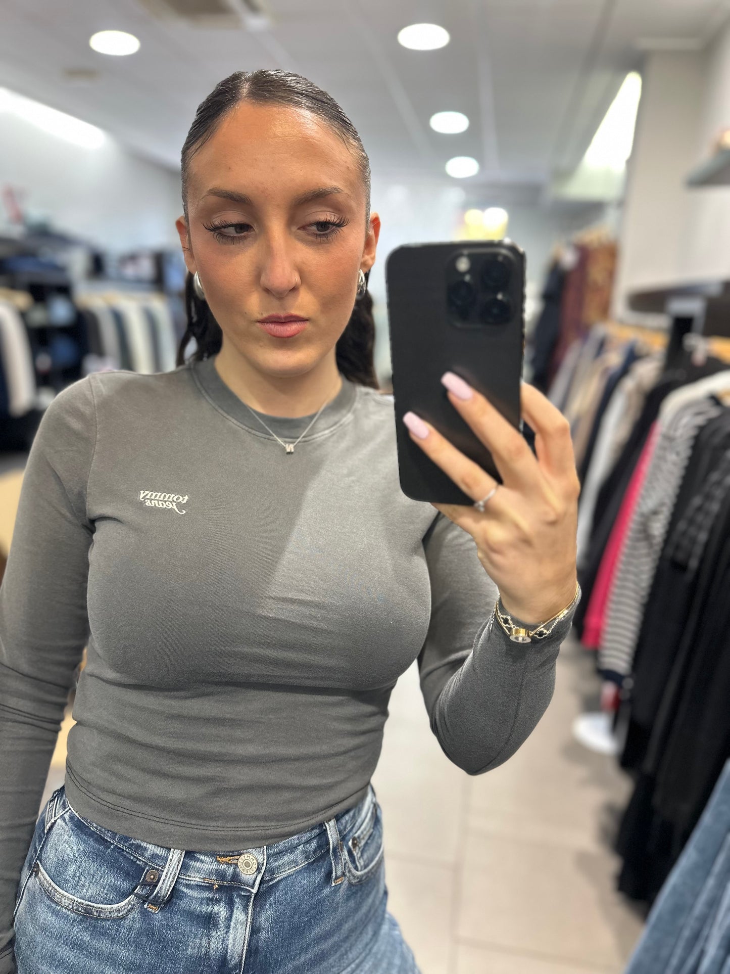 Camiseta Tommy Jeans gris manga larga