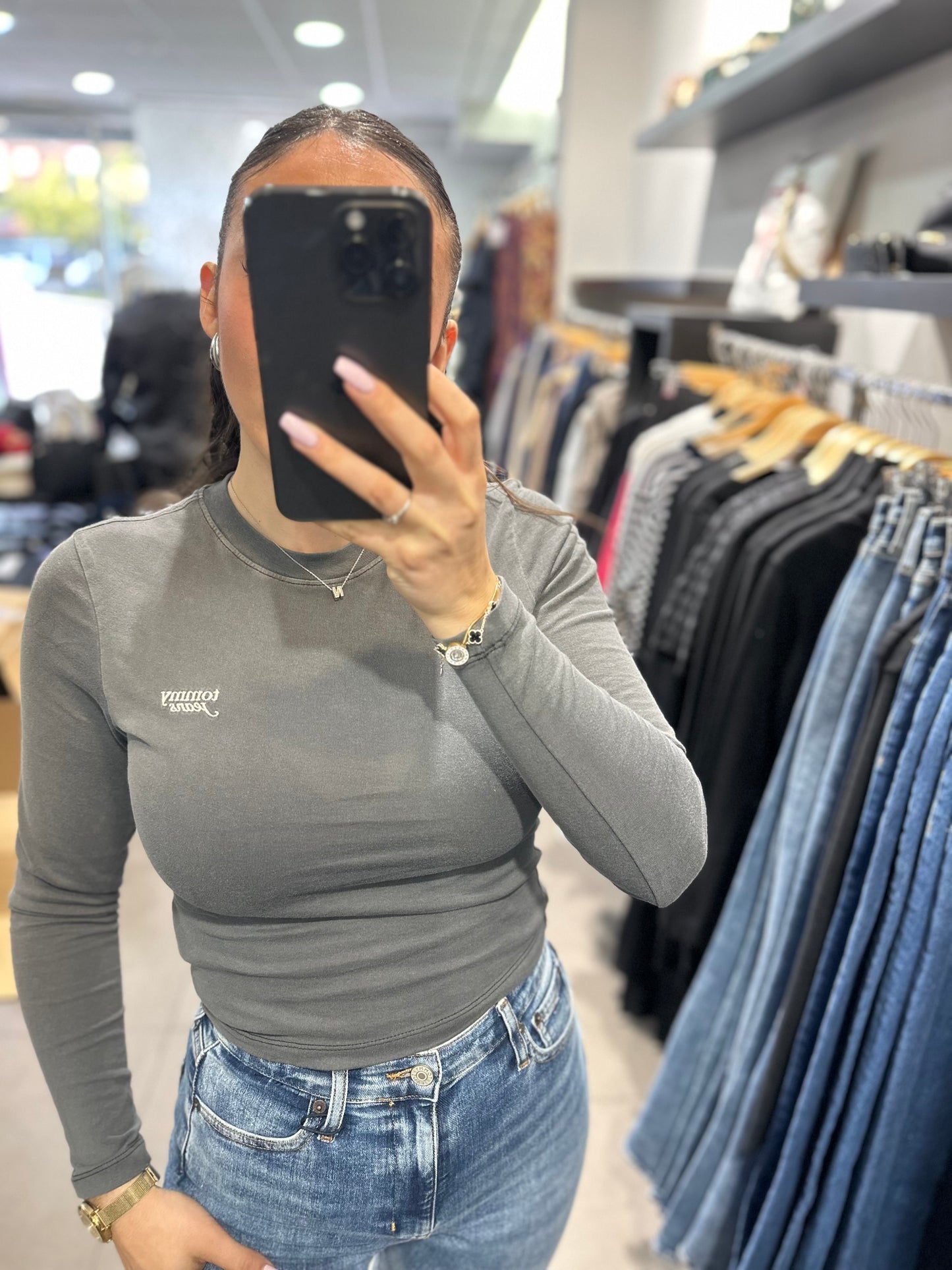 Camiseta Tommy Jeans gris manga larga