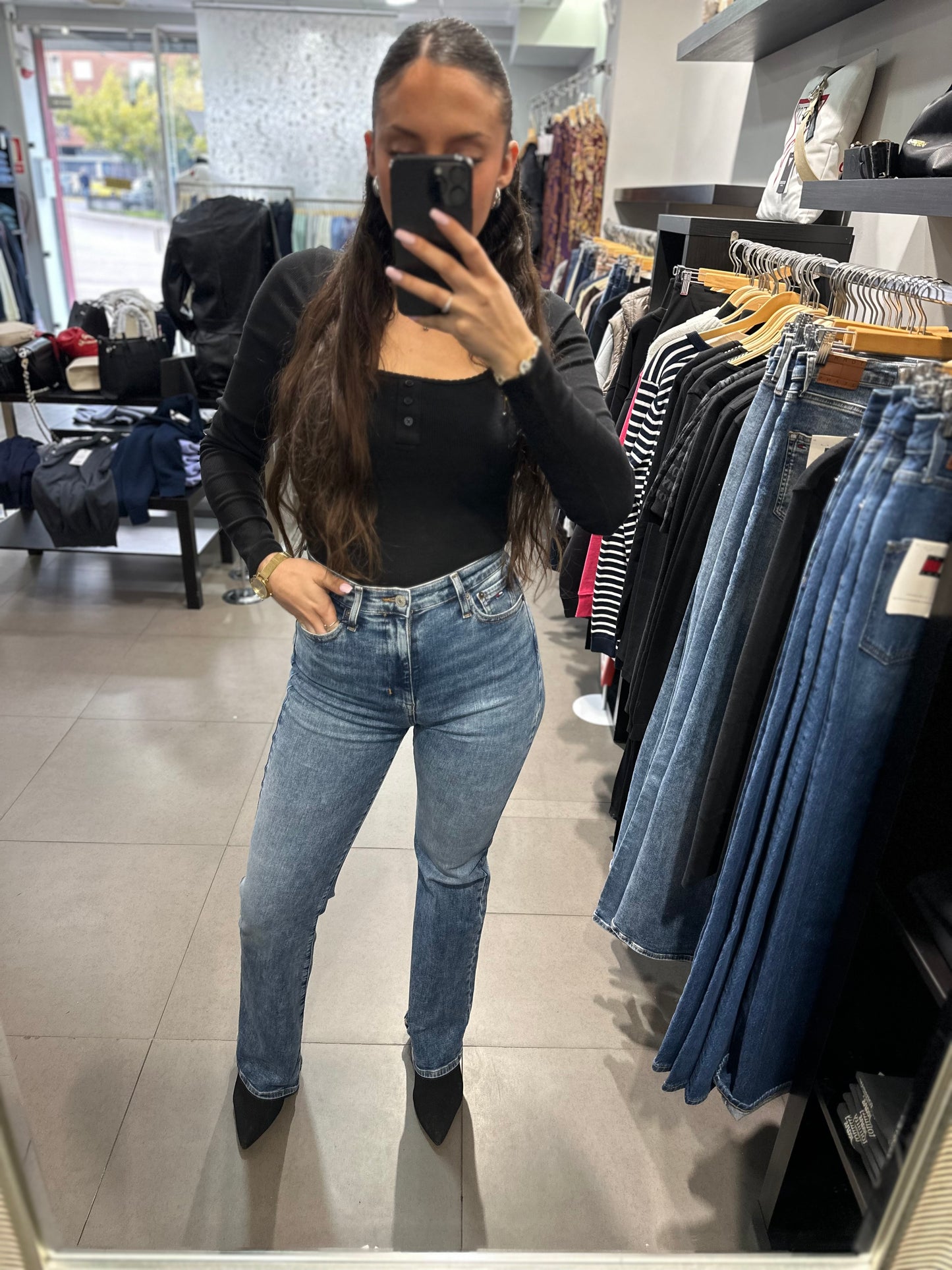 VAQUERO TOMMY JEANS CAMPANA
