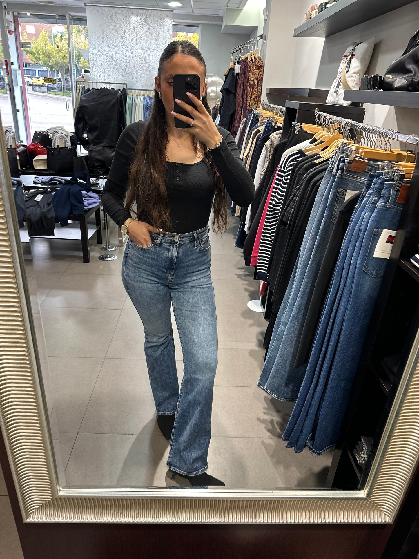 VAQUERO TOMMY JEANS CAMPANA