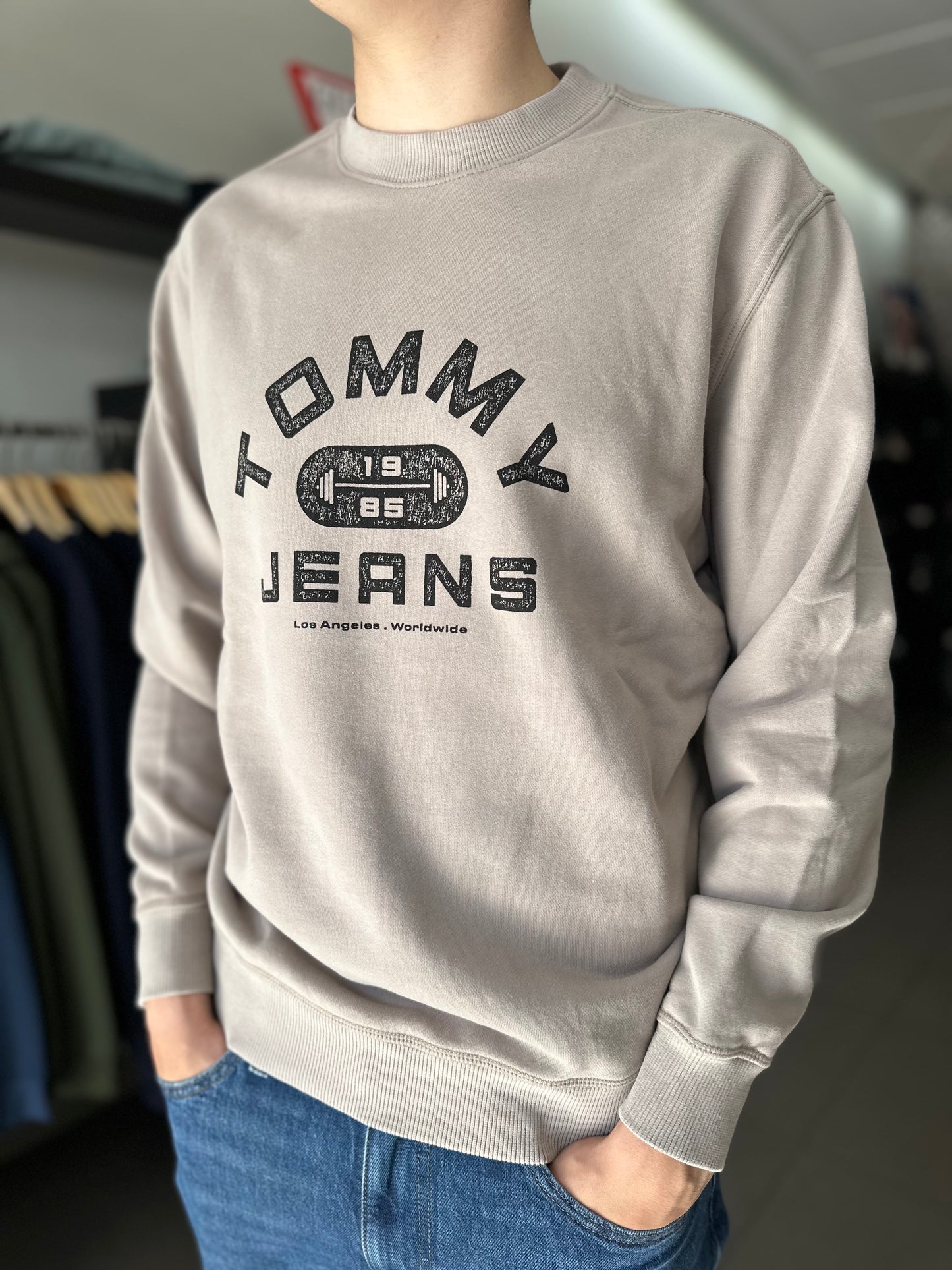 SUDADERA TOMMY TAUPE