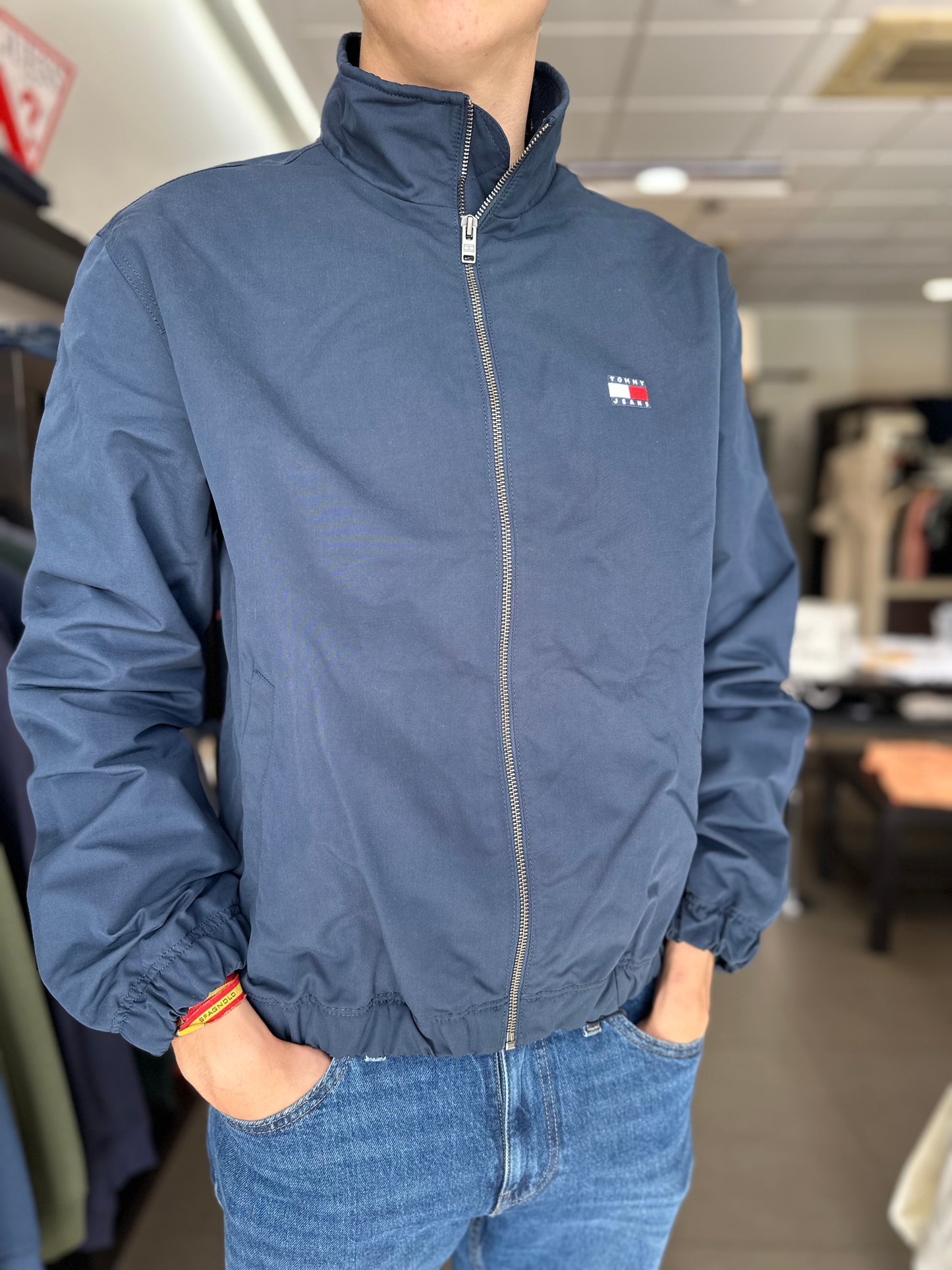 CHAQUETA TOMMY BOMBER CORTAVIENTOS AZUL MARINA