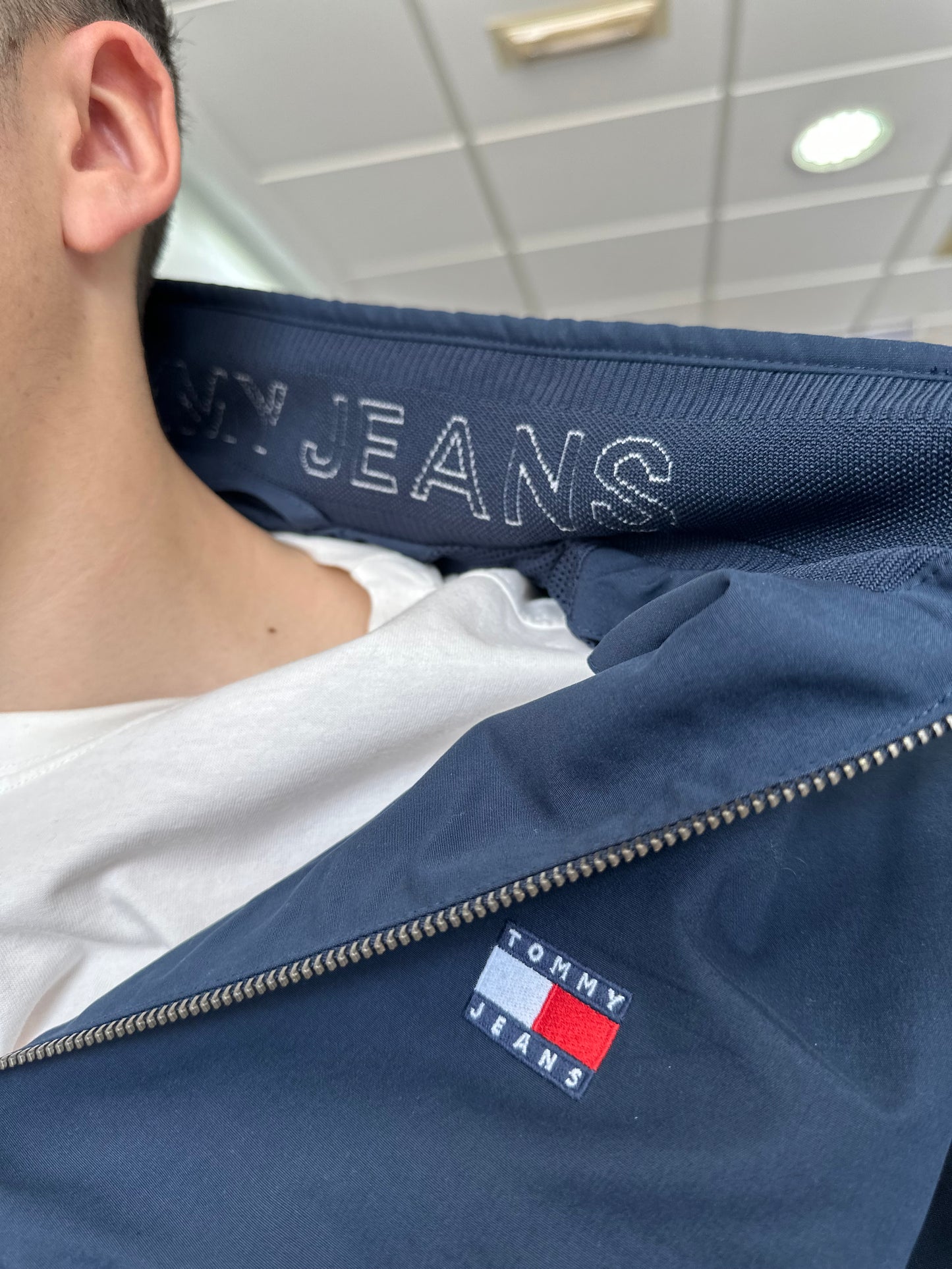CHAQUETA TOMMY BOMBER CORTAVIENTOS AZUL MARINA