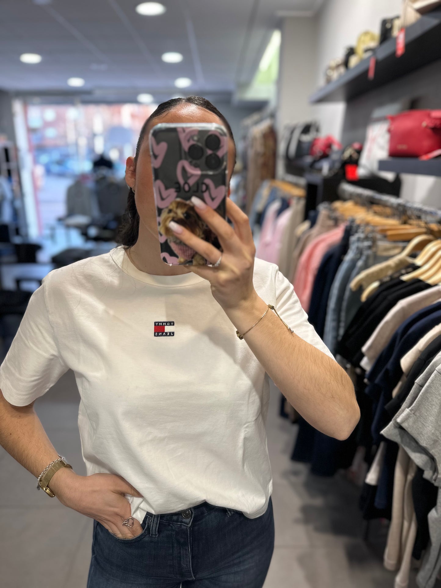 CAMISETA TOMMY CUADRADA BLANCA