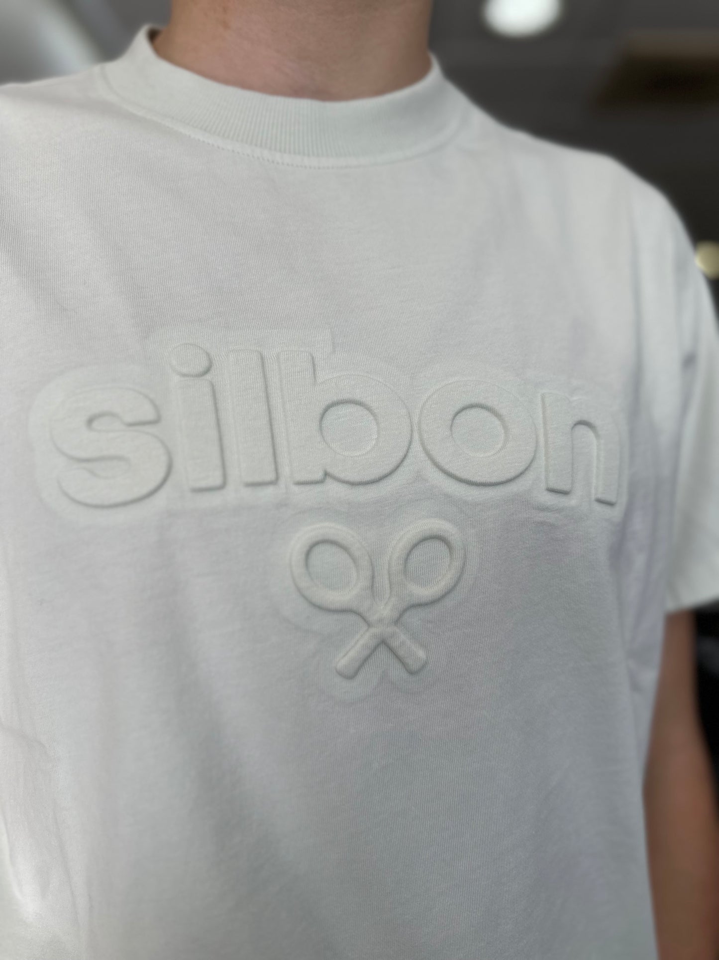 CAMISETA SILBON CON LOGO EN RELIEVE HOMBRE