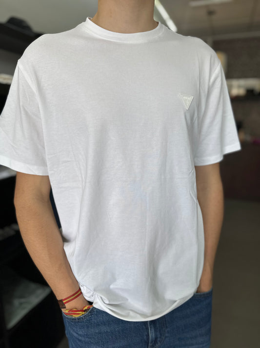 CAMISETA GUESS BLANCA CON LOGO EN PIEL A TONO