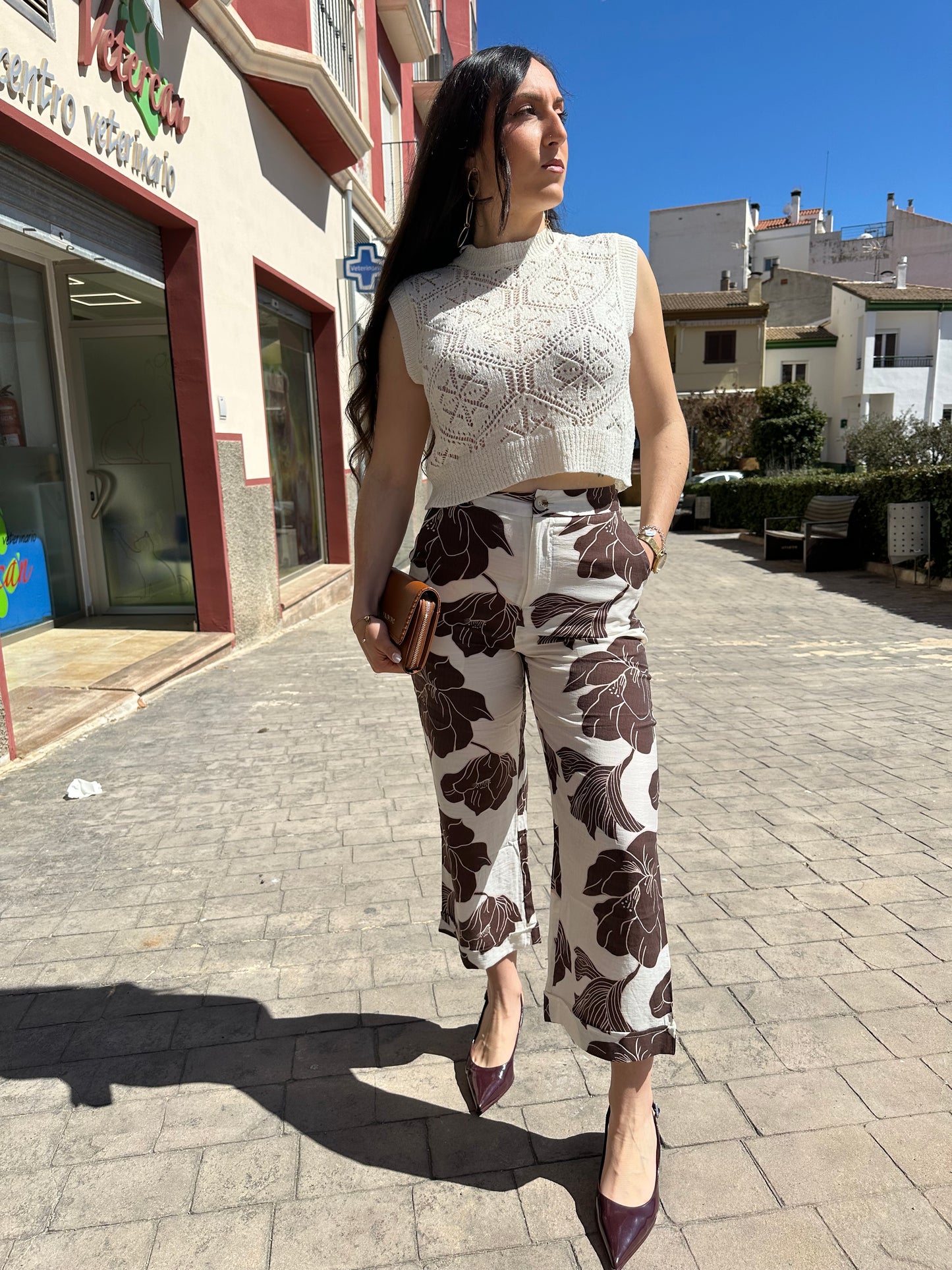 PANTALÓN TIFFOSI POSEY CULOTTE FLORES CHOCOLATE