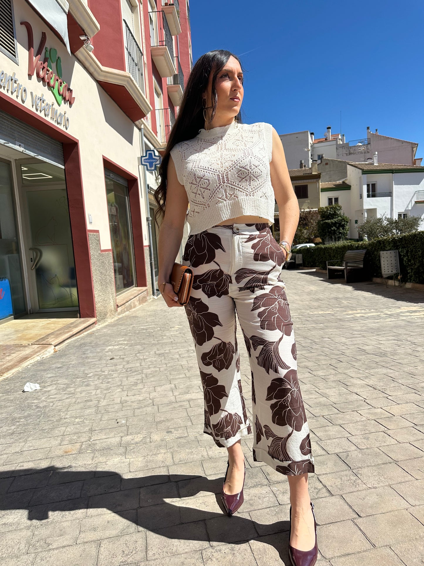 PANTALÓN TIFFOSI POSEY CULOTTE FLORES CHOCOLATE