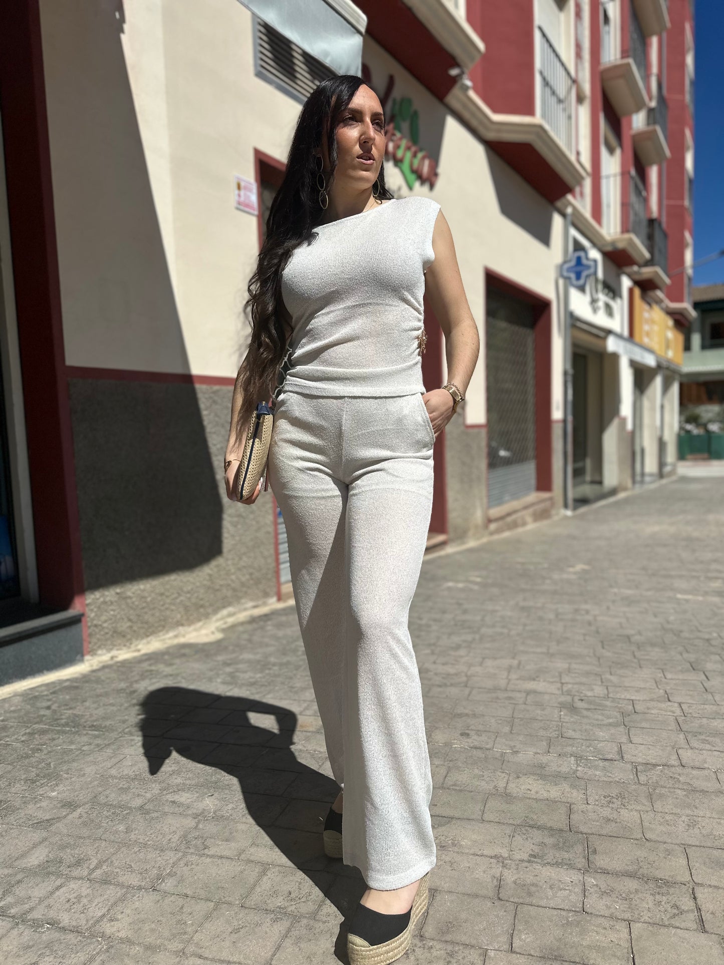 CONJUNTO TIFFOSI TAKY PUNTO BEIGE CON DETALLE ESTRELLA DORADA