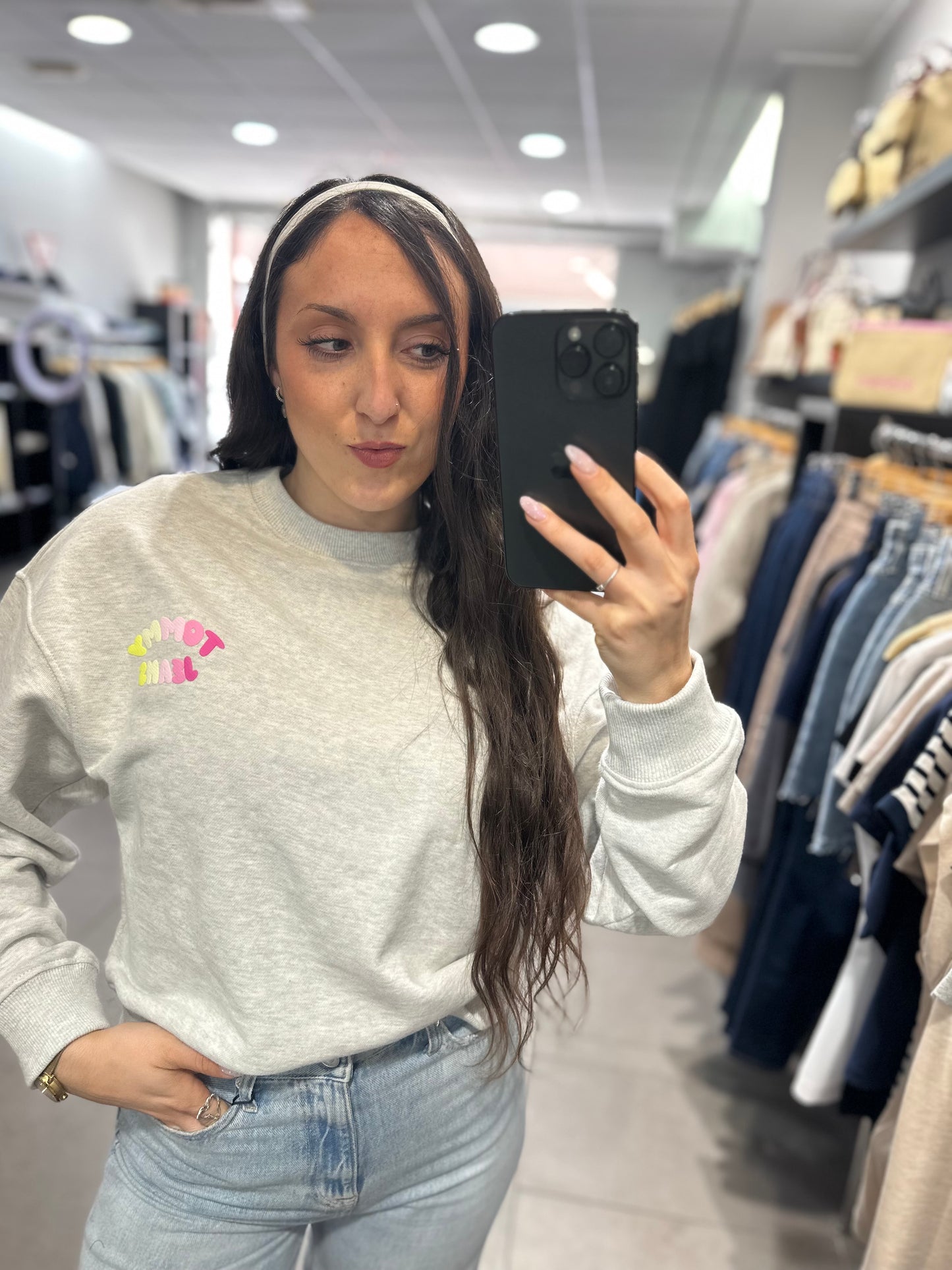Sudadera Tommy over gris logo bubble espalda rosa y amarillo pastel