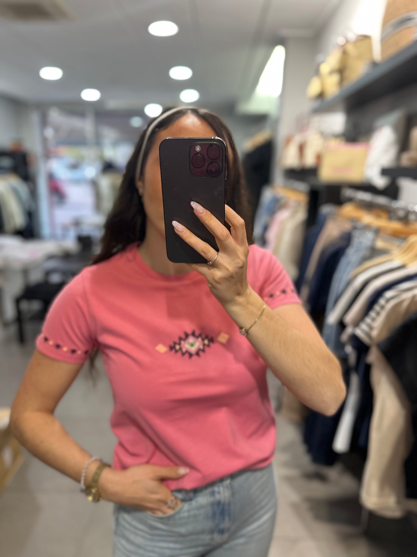 Camiseta Silbon rosa con bordado en mangas
