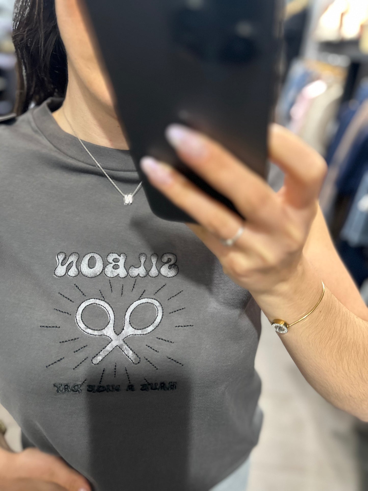 Camiseta Silbon gris oscura logo sun con botones en la manga