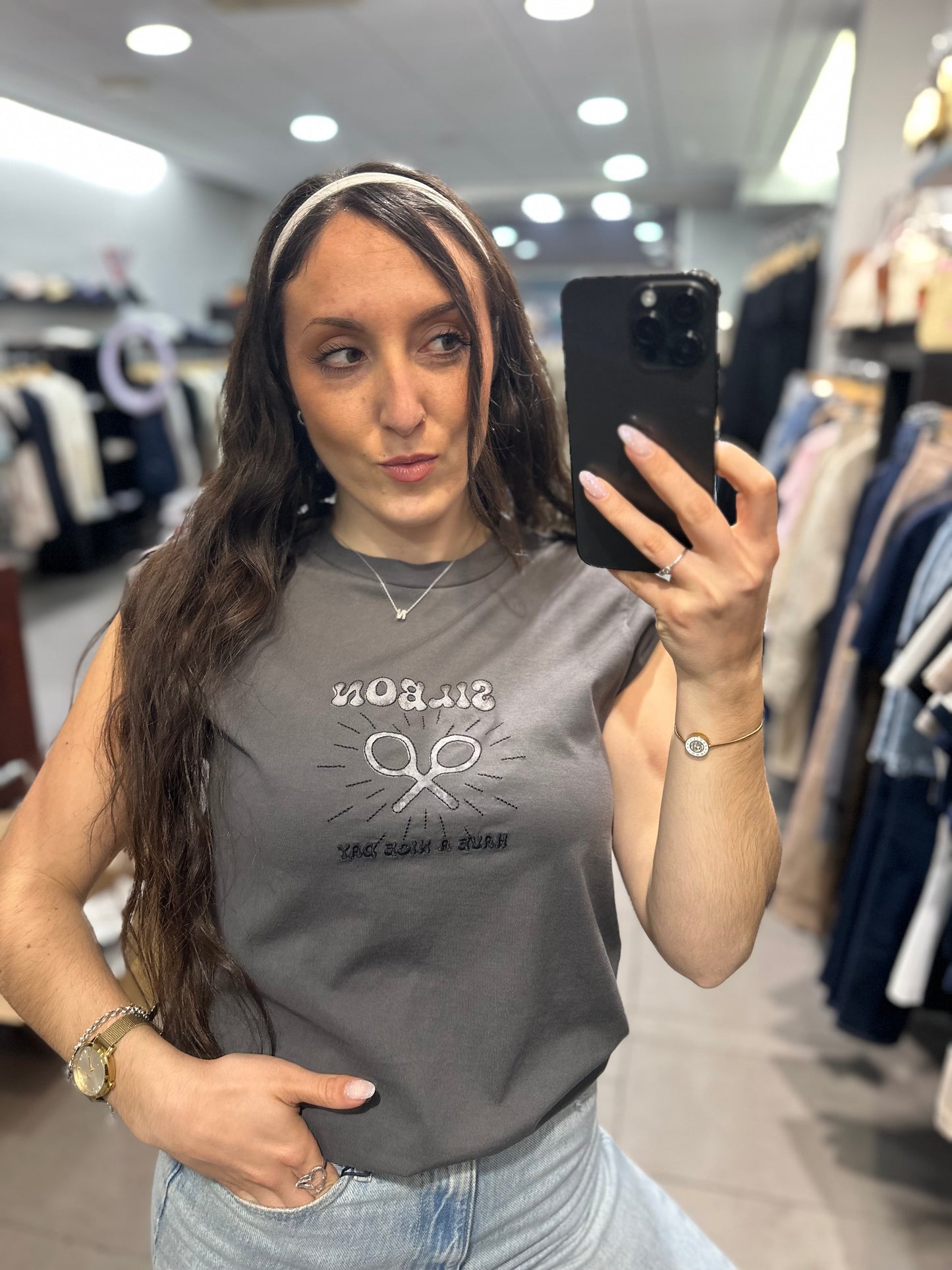 Camiseta Silbon gris oscura logo sun con botones en la manga