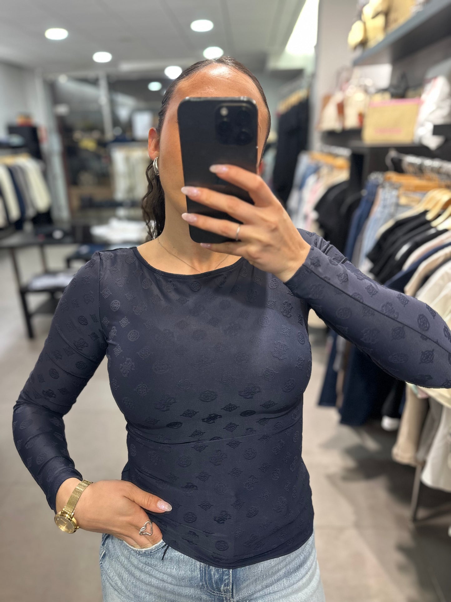 Camiseta Guess Marina con logo 4g relieve al over manga larga