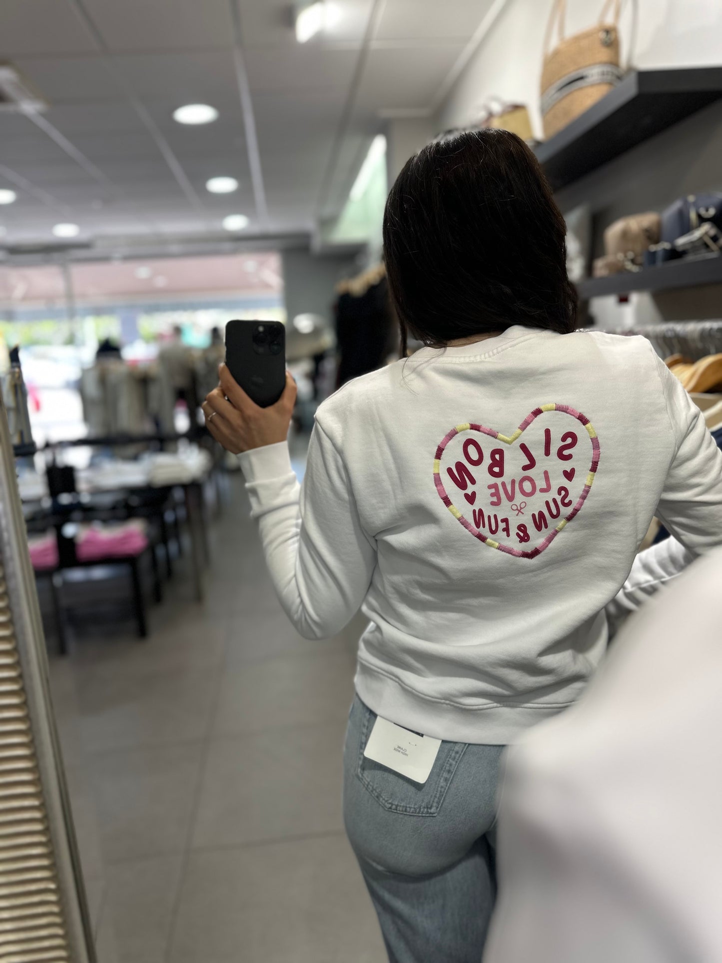 SUDADERA SILBON LOVE BLANCA CON LOGO EN ESPALDA