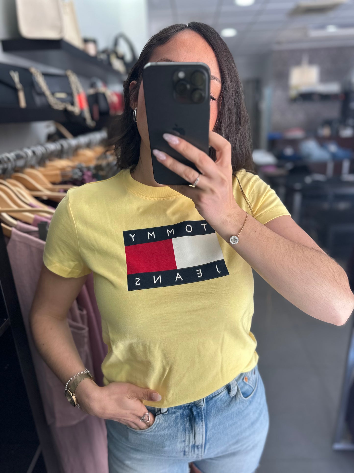 CAMISETA TOMMY AMARILLA