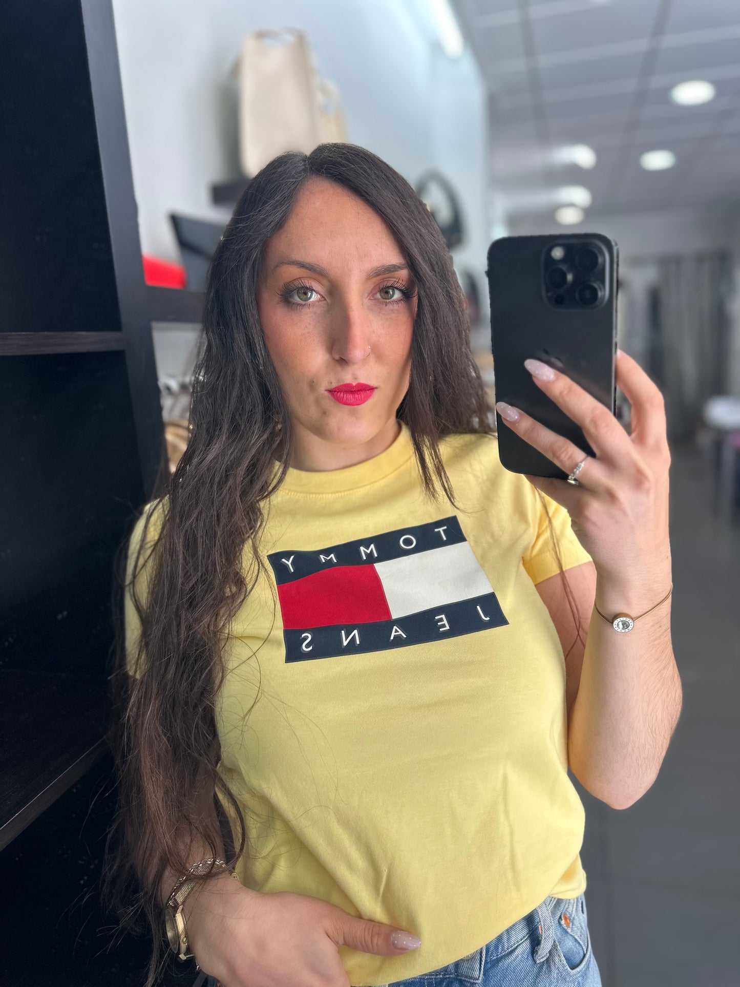 CAMISETA TOMMY AMARILLA