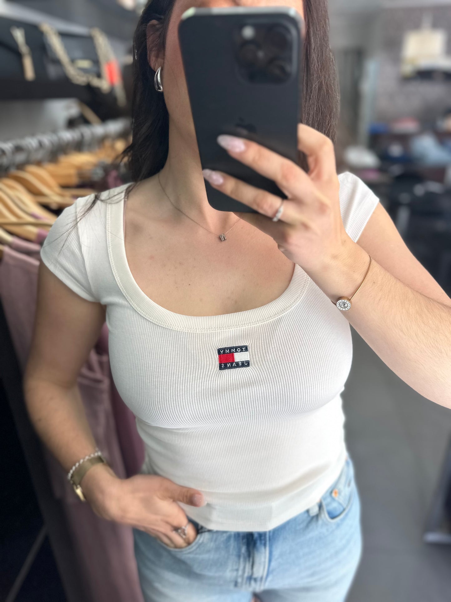 Camiseta Tommy canalé blanca escote cuadrado