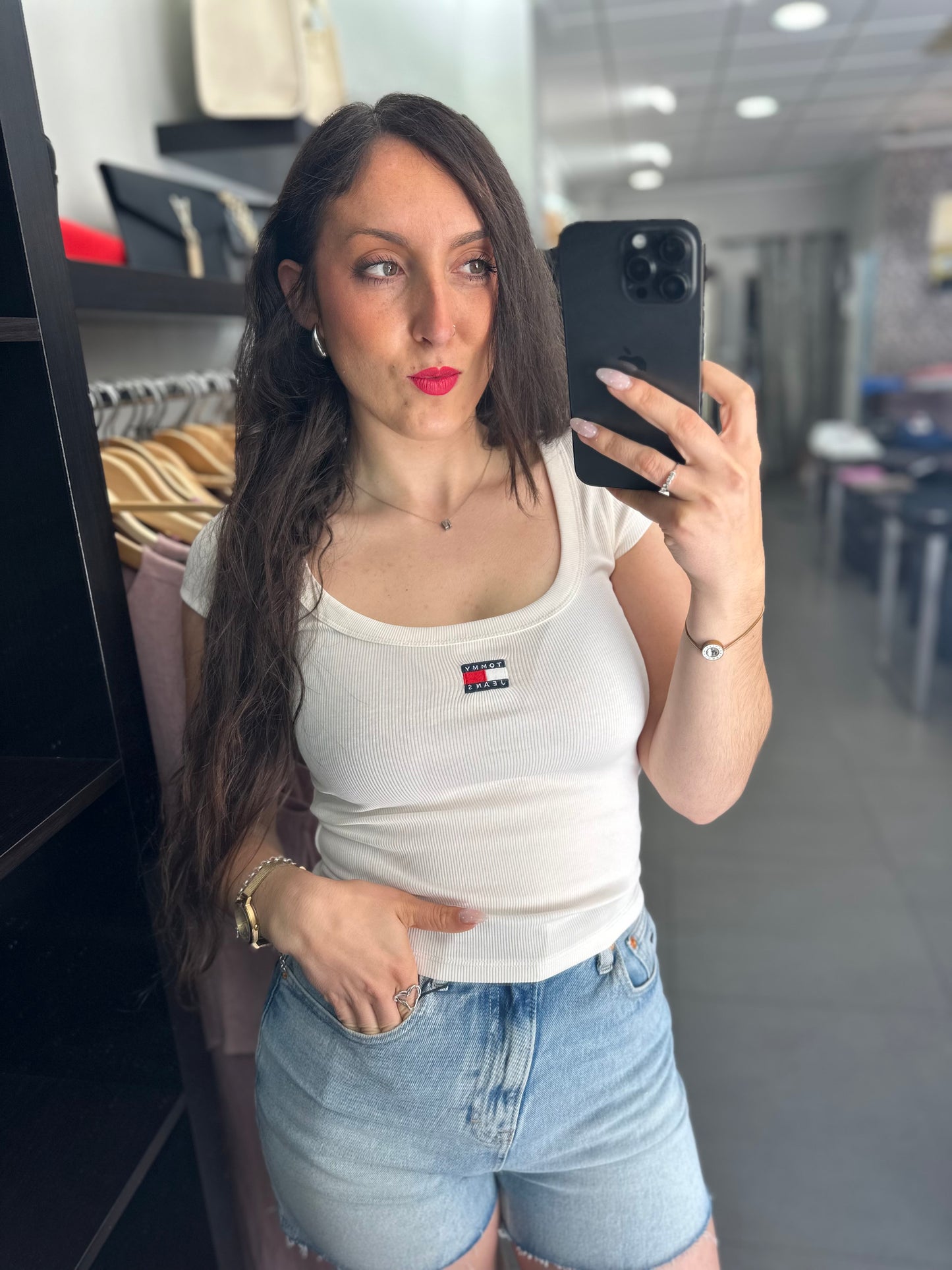 Camiseta Tommy canalé blanca escote cuadrado