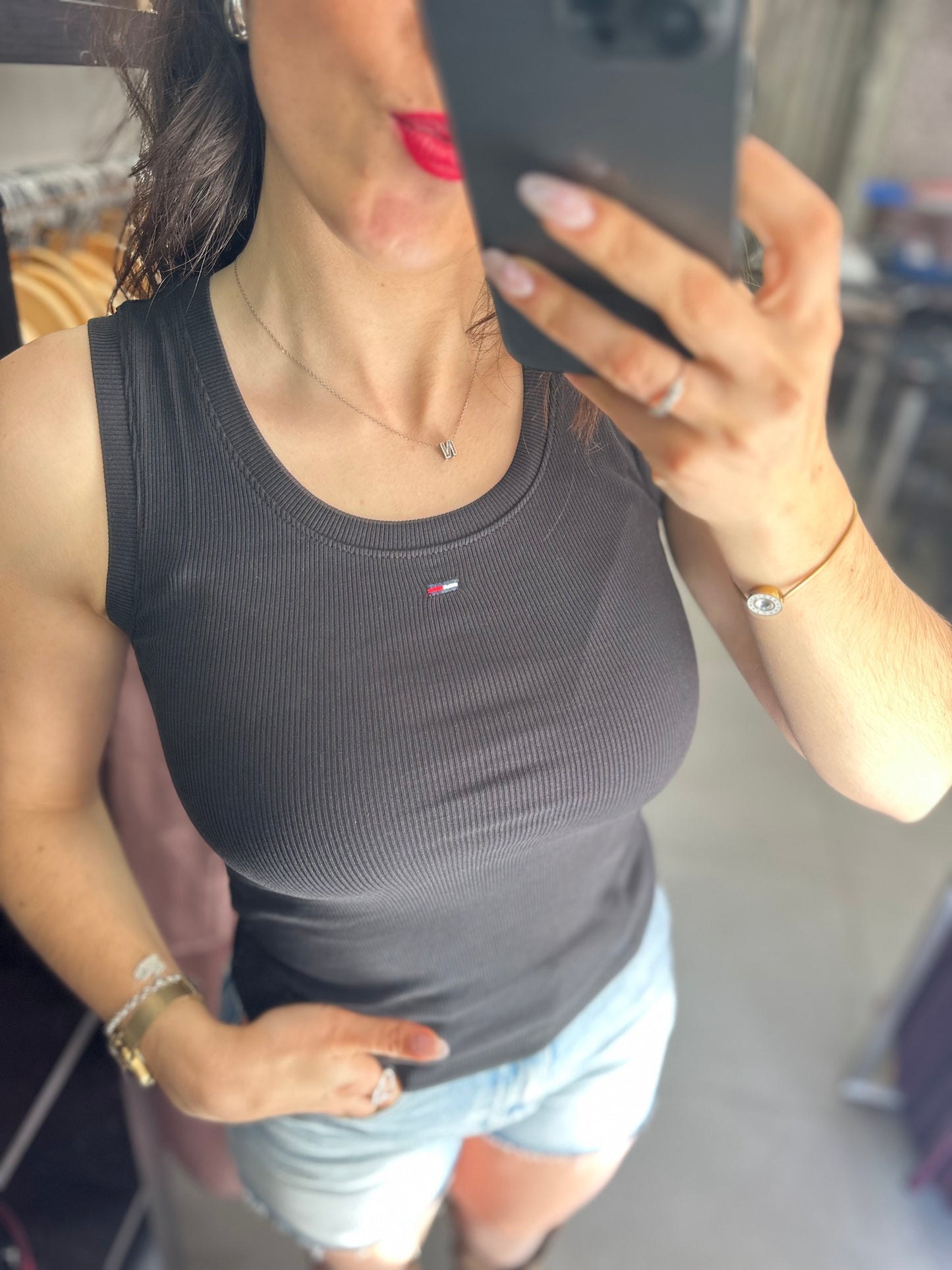 CAMISETA TOMMY TIRANTES NEGRA CANALÉ