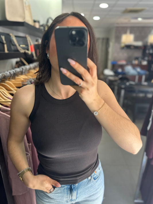 CAMISETA TOMMY TIRANTES GRIS OSCURA CANALÉ