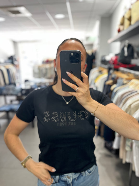 Camiseta Guess logo brillo negro