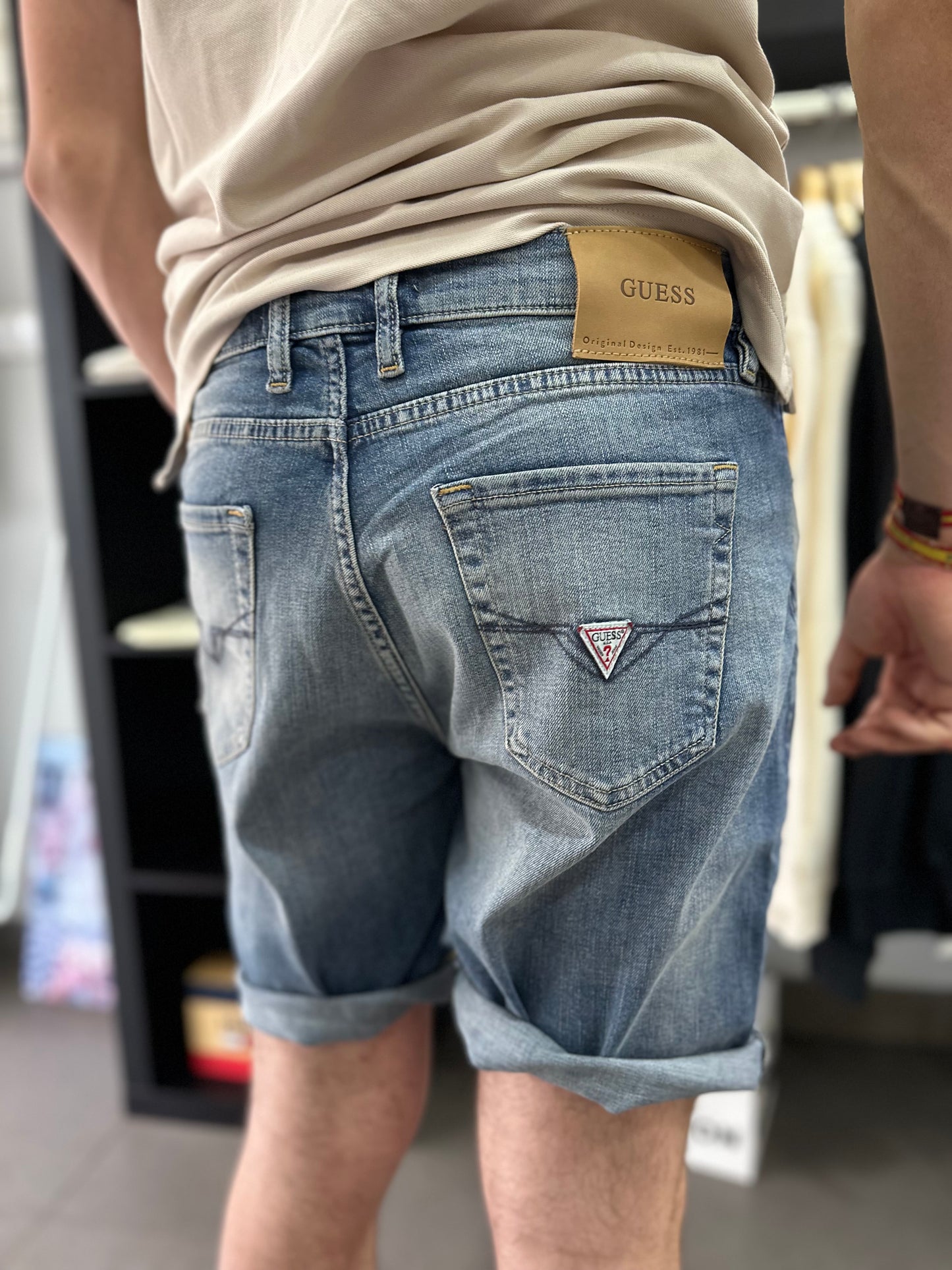 VAQUERO CORTO GUESS