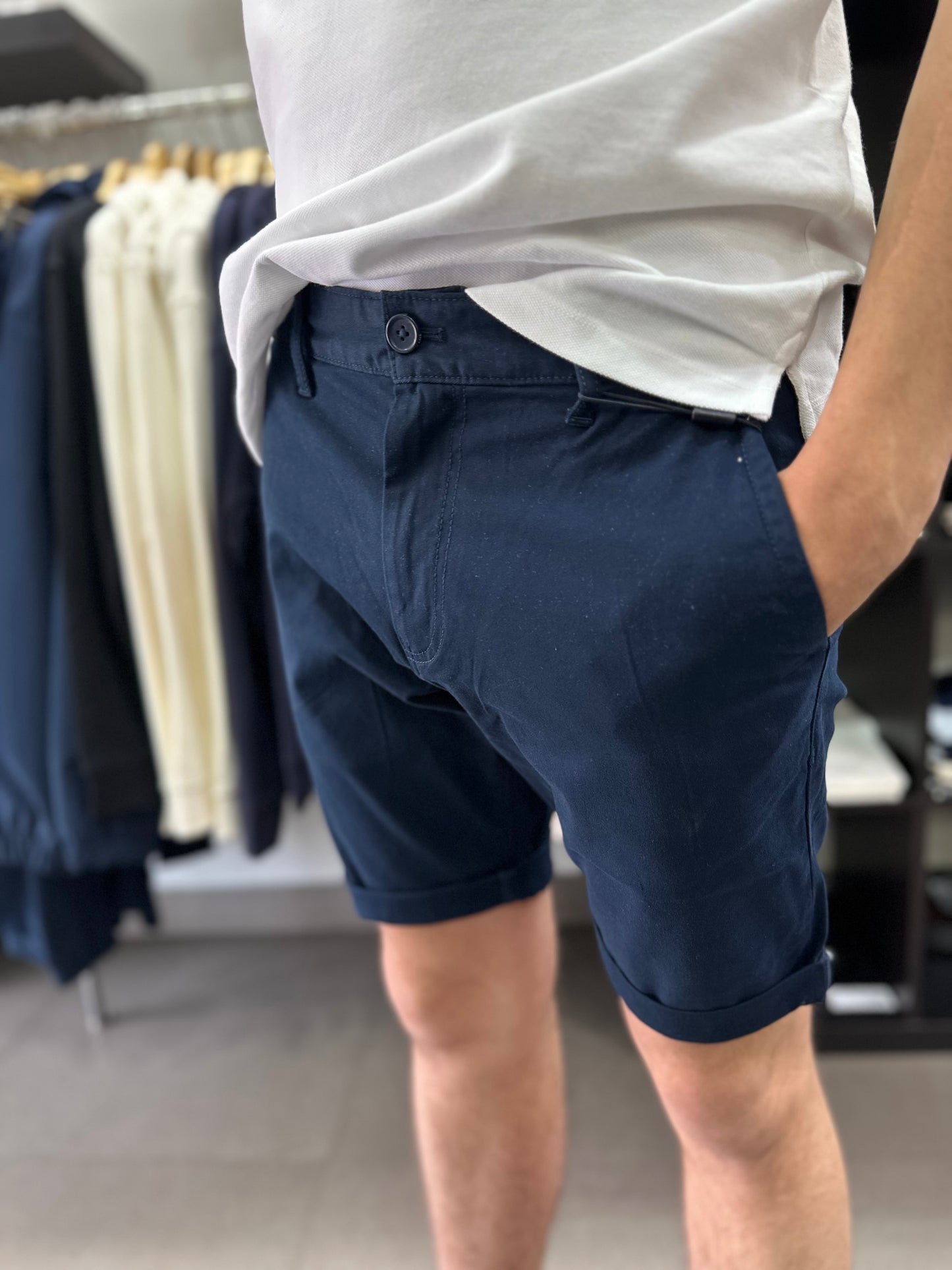 CHINO CORTO TOMMY MARINO