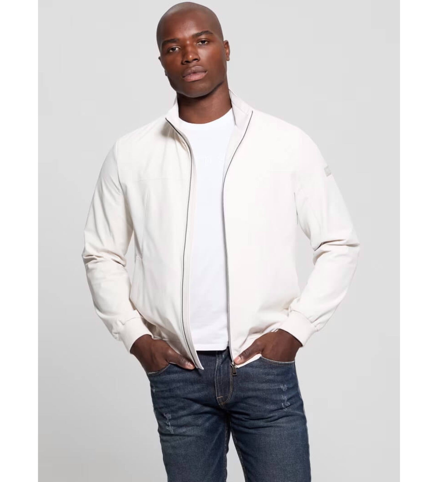 CHAQUETA GUESS BOMBER STRETCH CON LOGO EN LA MANGA BLANCO ROTO HOMBRE