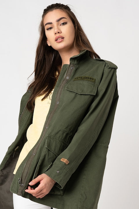 CHAQUETA PEPE JEANS VERDE MILITAR CON CREMALLETA Y ABOTONADA