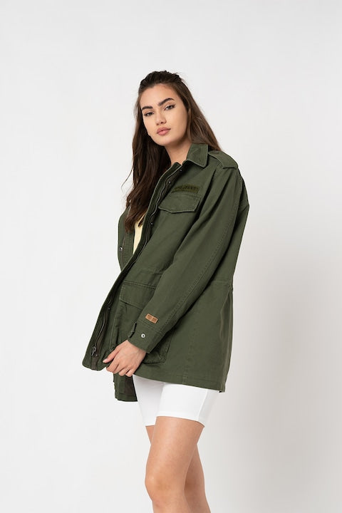 CHAQUETA PEPE JEANS VERDE MILITAR CON CREMALLETA Y ABOTONADA